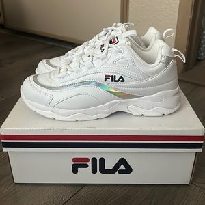 Womens Fila Ray Sneaker Shoes